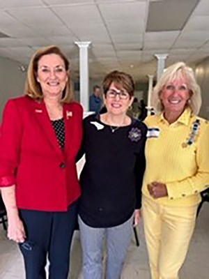 Honorary Partner ceHonoraryremony for NC Non-VVA Vietnam Veterans Inc. by the NC State Society NSDAR